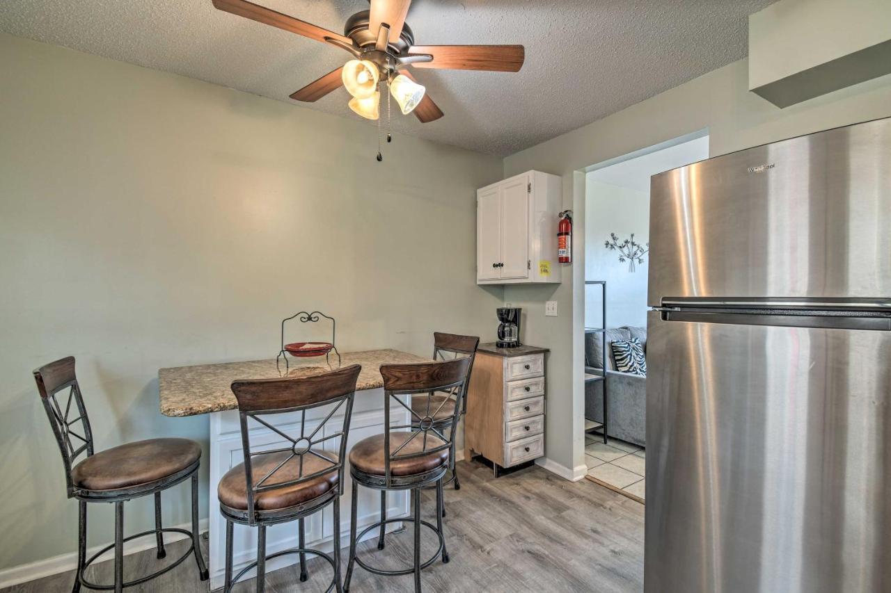 Gulf Shores Condo With Pool And Grill Walk To Beach! Exterior photo